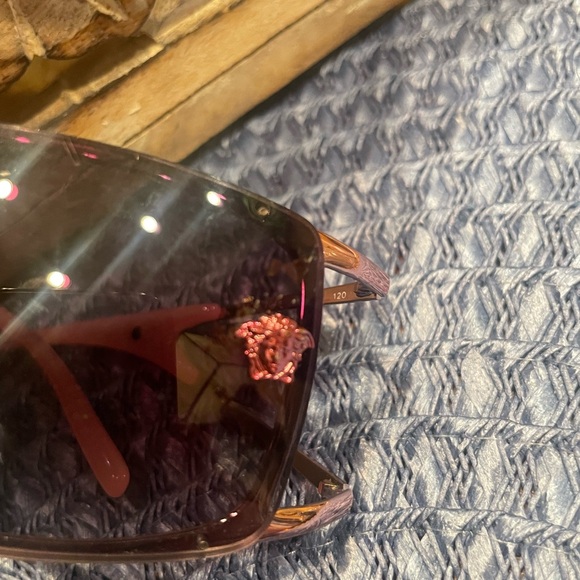 Versace Stylish Pink and Black Sunglasses - Picture 2 of 9